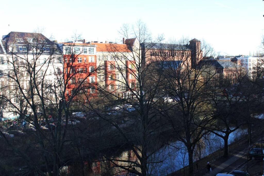 On The Landwehrkanal *